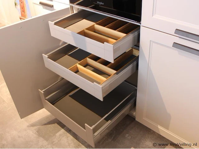 Nobilia eilandkeuken met apparatenwand easy touch - afbeelding 18 van  37