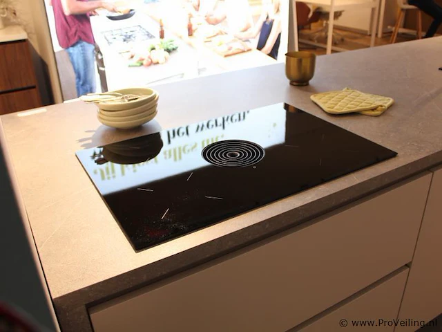 Nobilia eilandkeuken met apparatenwand easy touch - afbeelding 37 van  37