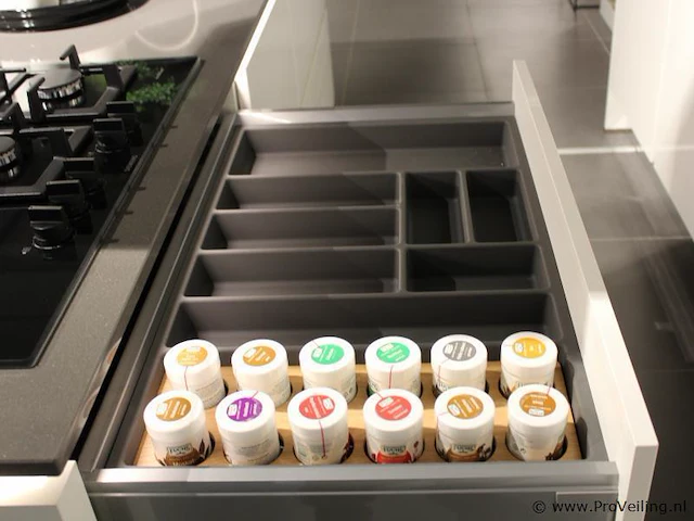 Nobilia eilandkeuken met apparatenwand sensea - afbeelding 40 van  40
