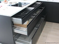 Nobilia eilandkeuken met apparatenwand touch - afbeelding 3 van  48