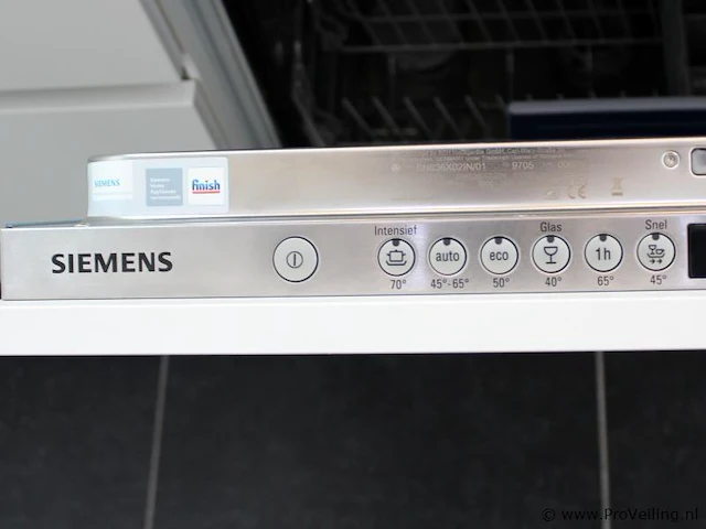 Nobilia eilandkeuken met apparatenwand - afbeelding 4 van  39
