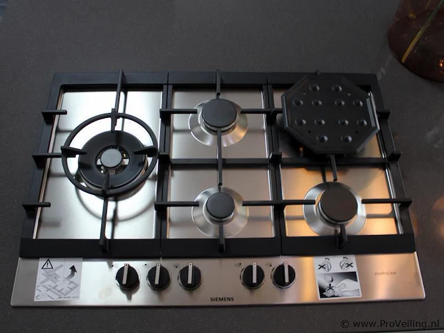 Nobilia eilandkeuken met apparatenwand - afbeelding 13 van  39