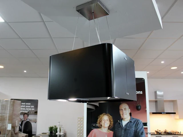 Nobilia eilandkeuken met apparatenwand - afbeelding 2 van  30