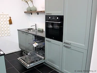 Nobilia eilandkeuken met apparatenwand - afbeelding 6 van  30
