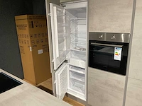 Nobilia eilandkeuken met kastenwand - afbeelding 3 van  31