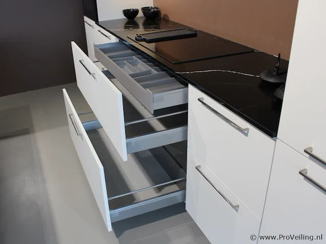 Nobilia eilandkeuken met kookwand senso - riva - afbeelding 2 van  49