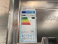 Nobilia inline mat lak wit showroom opstelling - afbeelding 13 van  30
