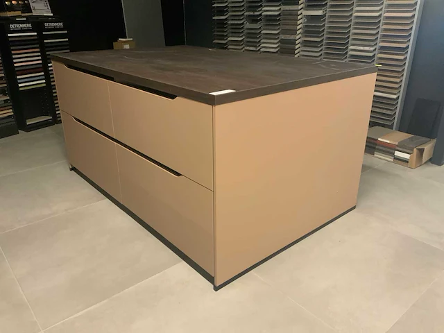 Nobilia keuken eiland meubel 117x184cm. - afbeelding 1 van  7