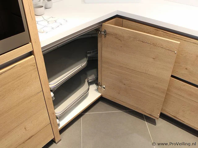 Nobilia keuken met apparatenwand structura - afbeelding 4 van  35