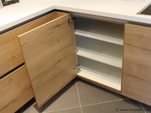 Nobilia keuken met apparatenwand structura - afbeelding 17 van  35