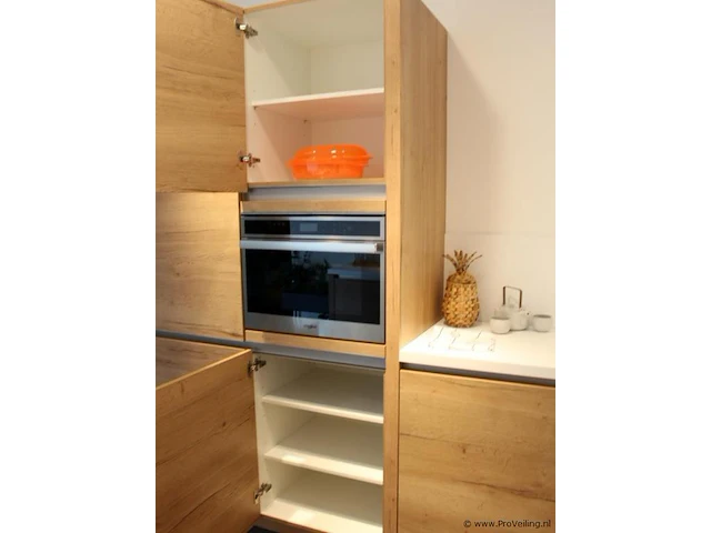 Nobilia keuken met apparatenwand structura - afbeelding 35 van  35