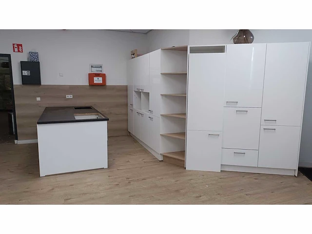 Nobilia keuken - afbeelding 1 van  16