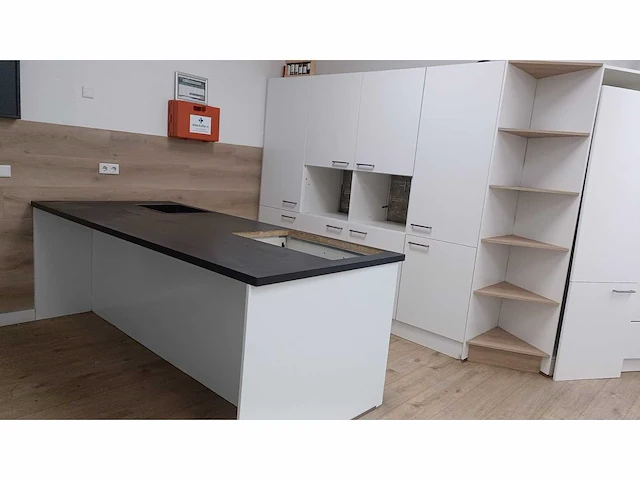 Nobilia keuken - afbeelding 10 van  16