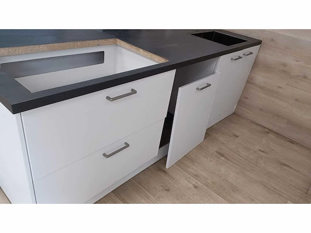 Nobilia keuken - afbeelding 11 van  16