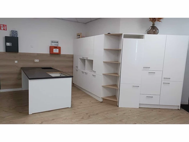 Nobilia keuken - afbeelding 12 van  16