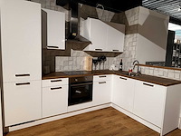 Nobilia laser mat wit hoek keuken