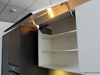 Nobilia rechte keuken met apparatenwand - afbeelding 22 van  32