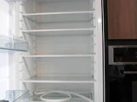 Nobilia rechte keuken met apparatenwand - afbeelding 28 van  32
