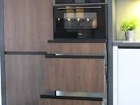 Nobilia rechte keuken met apparatenwand - afbeelding 31 van  32