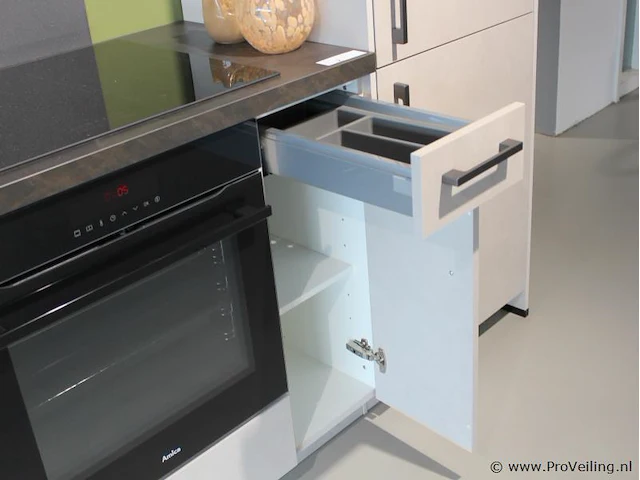 Nobilia rechte keuken riva - afbeelding 7 van  33