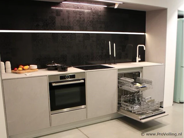 Nobilia rechte keuken - afbeelding 5 van  21