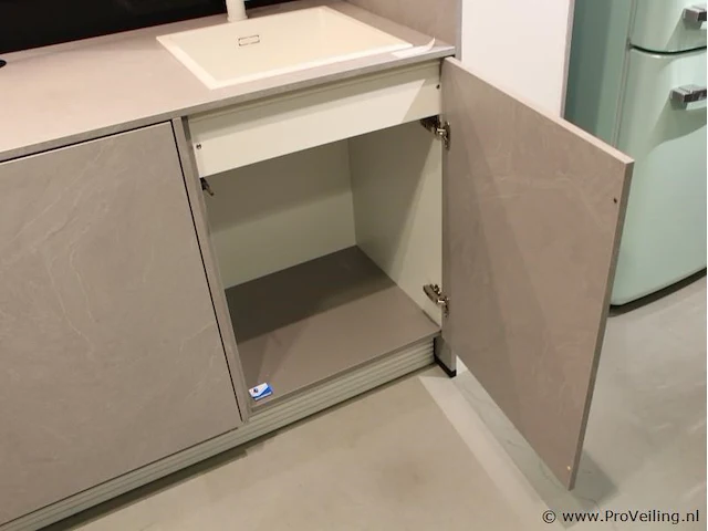 Nobilia rechte keuken - afbeelding 7 van  21