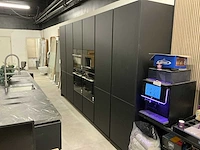 Nobilia showroom eilandkeuken met apparatenwand - afbeelding 20 van  47
