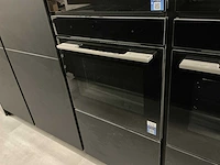 Nobilia showroom eilandkeuken met apparatenwand - afbeelding 38 van  47