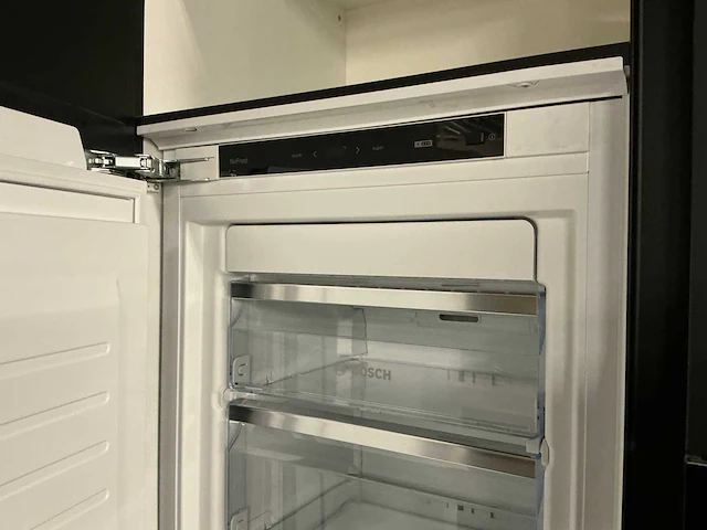 Nobilia showroom eilandkeuken met apparatenwand - afbeelding 42 van  47
