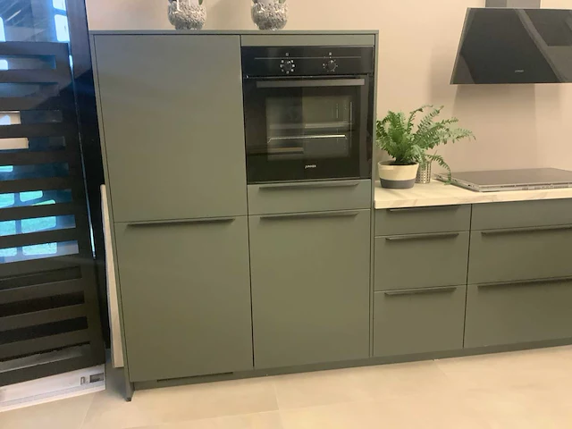 Nobilia showroom keuken hoekopstelling - afbeelding 16 van  20