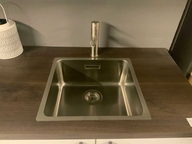 Nobilia showroom keuken wandopstelling 300cm - afbeelding 10 van  21