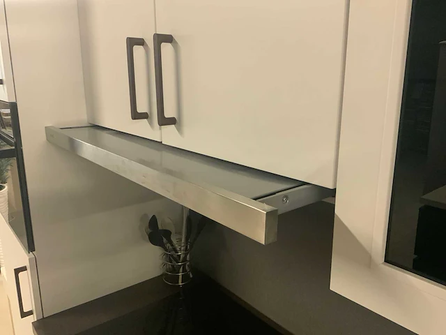 Nobilia showroom keuken wandopstelling 300cm - afbeelding 21 van  21