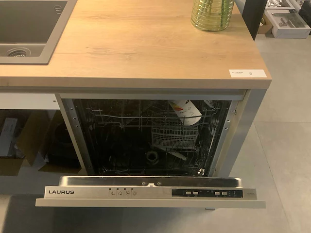 Nobilia showroom keuken wandopstelling - afbeelding 11 van  19