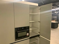 Nobilia showroom wand- eiland keukenopstelling mint groen - afbeelding 14 van  22
