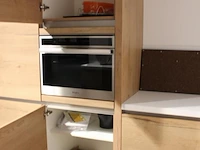 Nobilia u-vorm keuken met apparatenwand structura - afbeelding 2 van  39