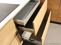 Nobilia u-vorm keuken met apparatenwand structura - afbeelding 10 van  39