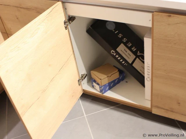 Nobilia u-vorm keuken met apparatenwand structura - afbeelding 14 van  39