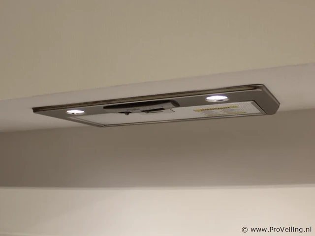 Nobilia u-vorm keuken met apparatenwand structura - afbeelding 25 van  39
