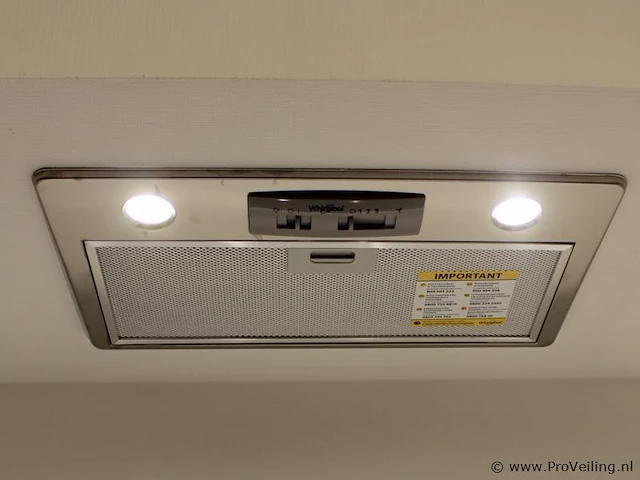 Nobilia u-vorm keuken met apparatenwand structura - afbeelding 26 van  39