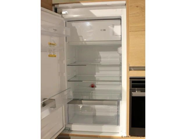 Nobilia u-vorm keuken met apparatenwand structura - afbeelding 36 van  39