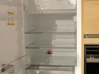 Nobilia u-vorm keuken met apparatenwand structura - afbeelding 36 van  39