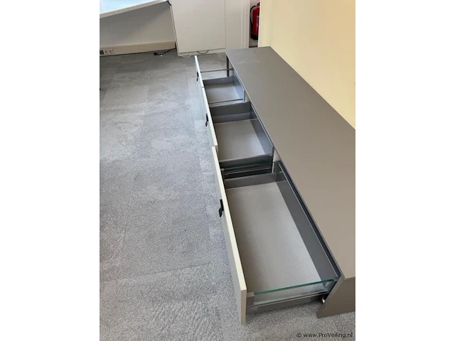 Nobilia wandmeubel zitbank - afbeelding 5 van  6