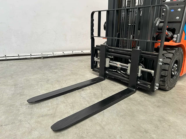 Noblelift - 2024 - fe4p20qc - 2.0t vorkheftruck verstelbare lepels 4.8m - afbeelding 7 van  29