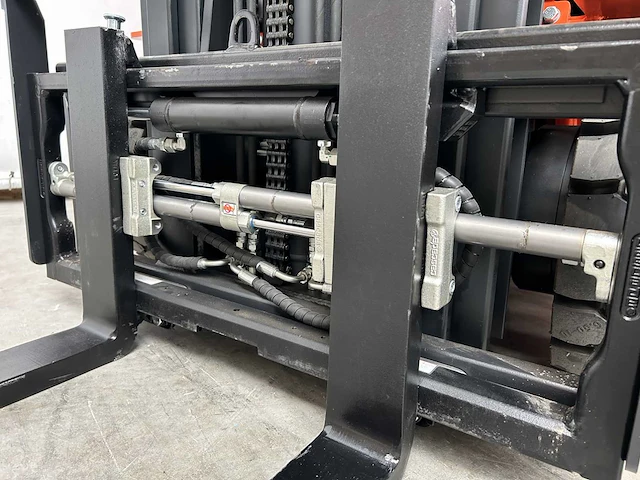 Noblelift - 2024 - fe4p20qc - 2.0t vorkheftruck verstelbare lepels 4.8m - afbeelding 15 van  29
