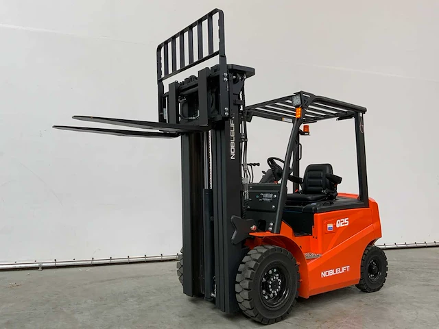Noblelift - 2024 - fe4p25qc - 2.5t vorkheftruck verstelbare lepels 4.8m - afbeelding 18 van  22