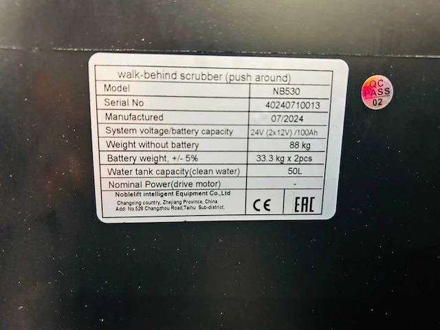 Noblelift - 2024 - nb530 - schrob- zuigmachine - afbeelding 10 van  10