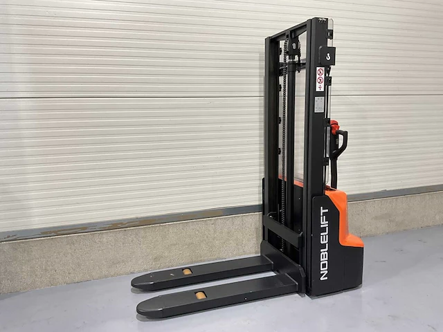 Noblelift - 2025 - 2900 - stapelaar - afbeelding 12 van  19