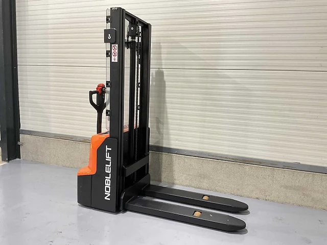 Noblelift - 2025 - 2900 - stapelaar - afbeelding 19 van  19