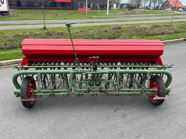 Nodet gougis zaaimachine - afbeelding 21 van  23