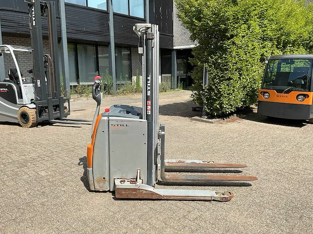 Nog steeds - exp 20 - stapelaars - 2017 - afbeelding 10 van  13